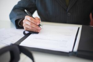 Due diligence nouveau client : 7 points essentiels (2026)